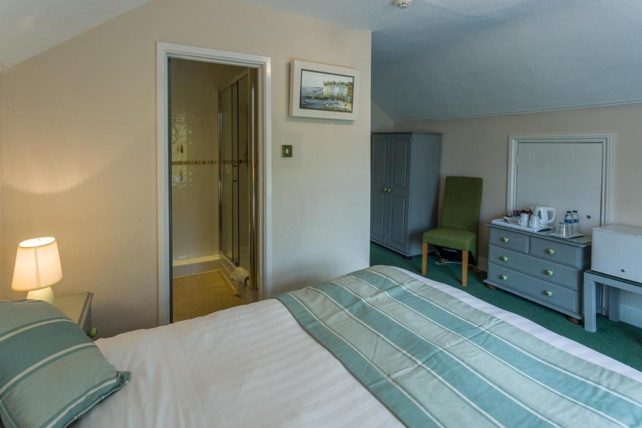 Relax At Rosscourt Guest House-Free On Site Parking (Adults Only) Bournemouth Dış mekan fotoğraf