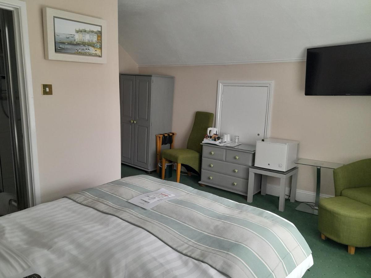 Relax At Rosscourt Guest House-Free On Site Parking (Adults Only) Bournemouth Dış mekan fotoğraf