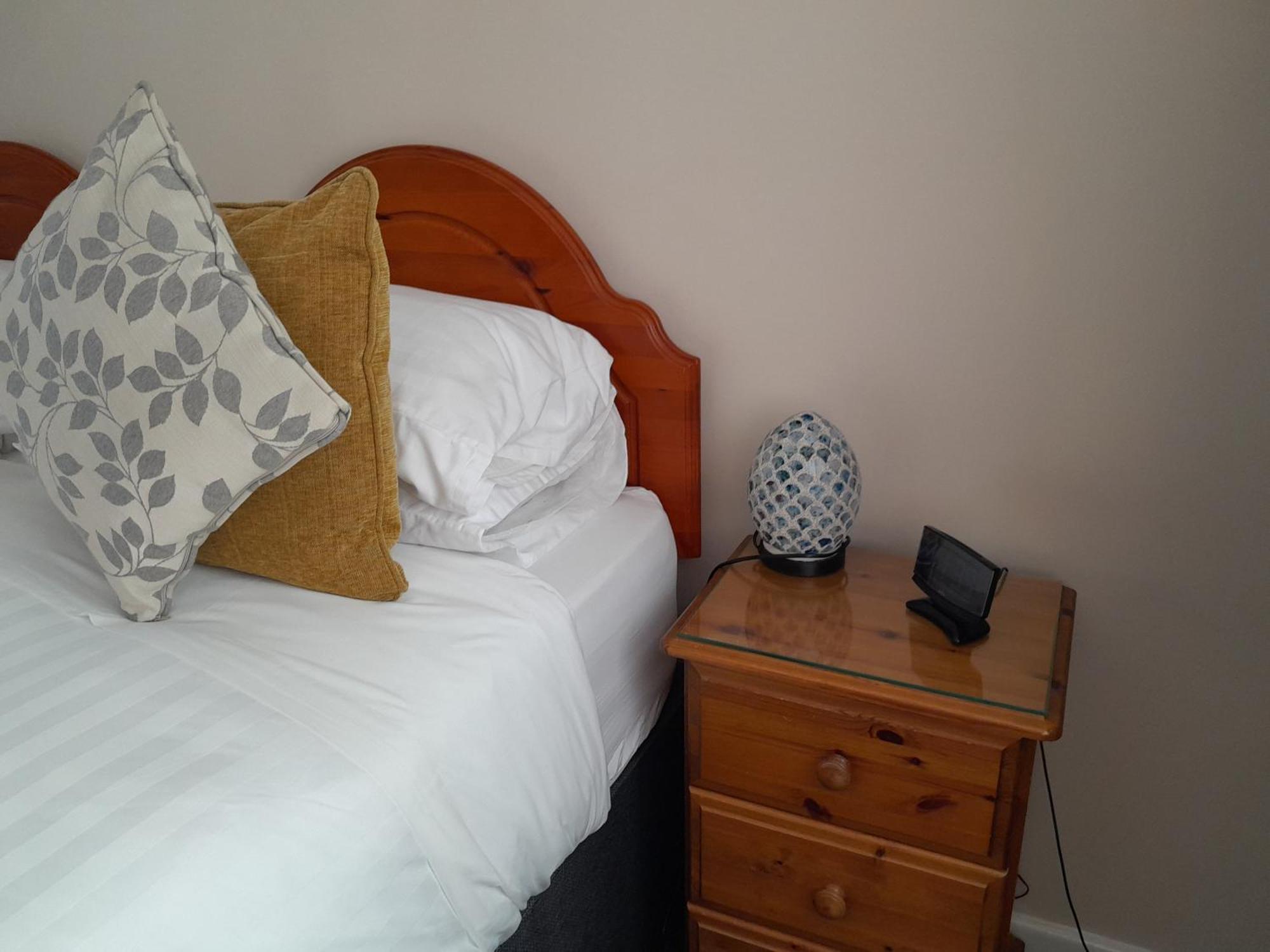 Relax At Rosscourt Guest House-Free On Site Parking (Adults Only) Bournemouth Dış mekan fotoğraf