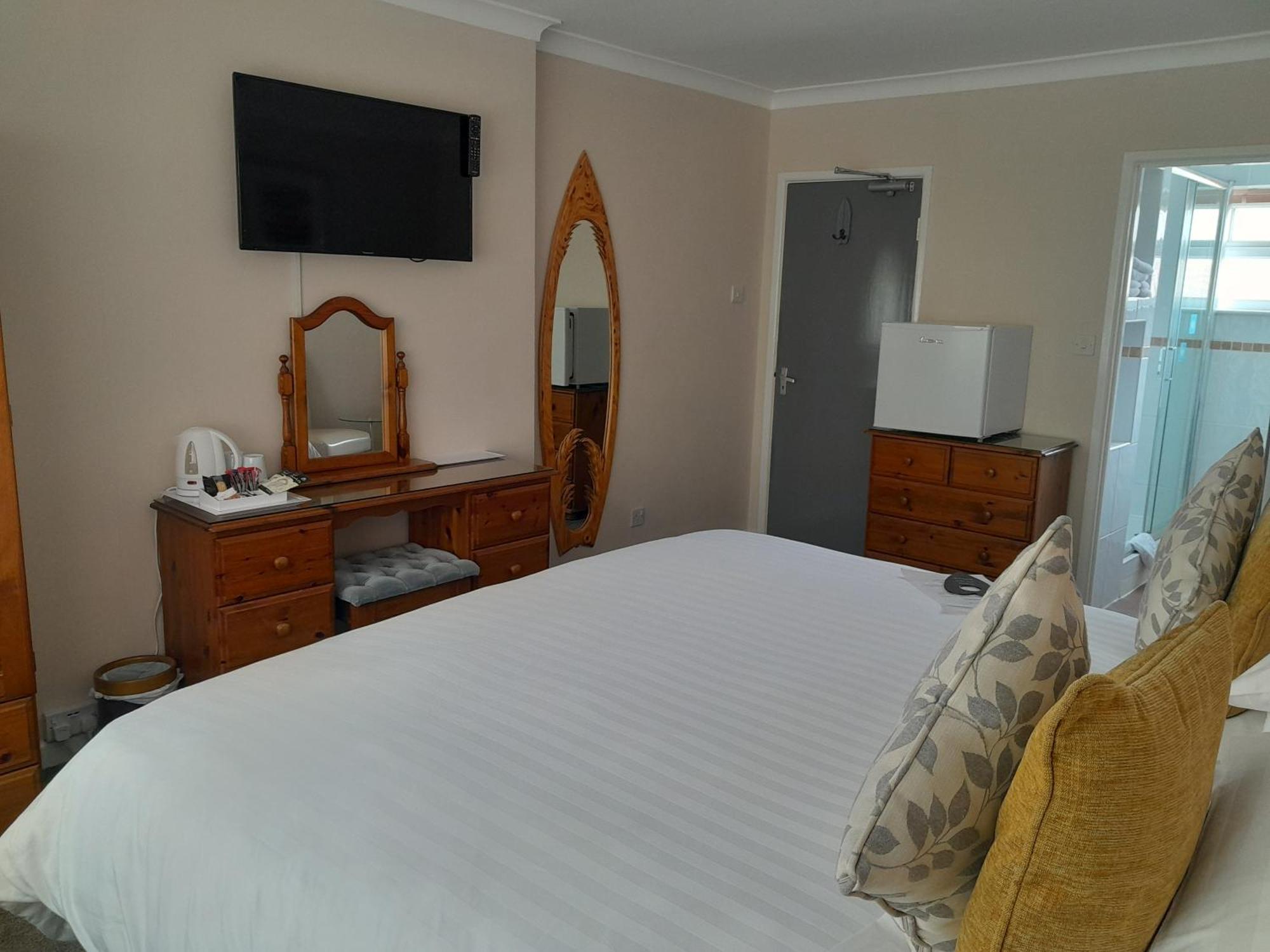 Relax At Rosscourt Guest House-Free On Site Parking (Adults Only) Bournemouth Dış mekan fotoğraf